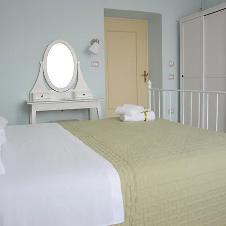 San Lorenzo Couette-café 3*