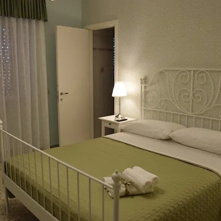 San Lorenzo Couette-café 3*